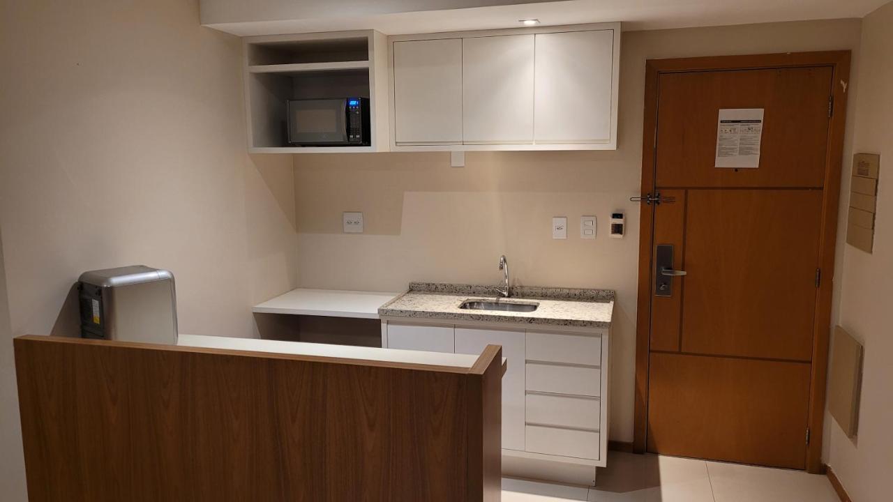 Hotel Flat No Jade Blue Tree Candangolandia